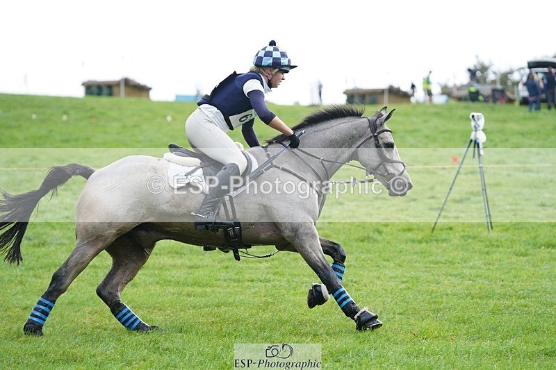 231021-100652-13680 - 619-GARVAGH.GOLDEN.OAK-Ella.Snow-SC+XC