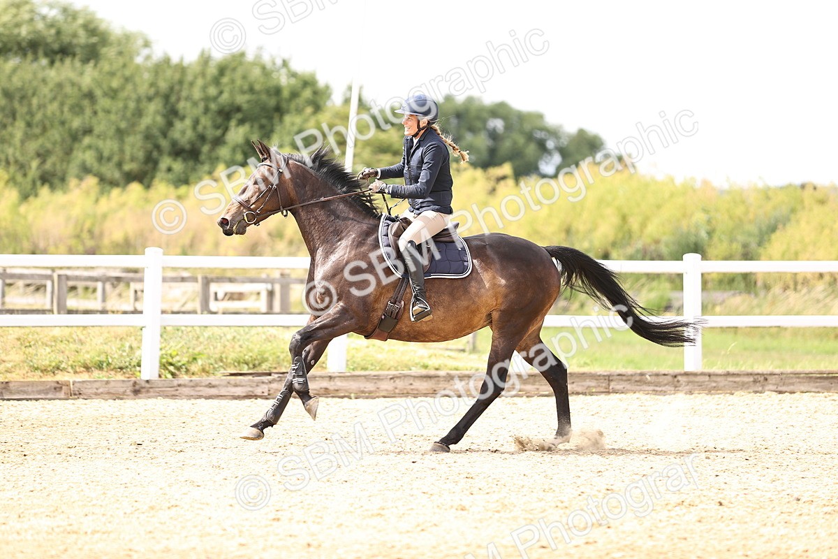 SBM_001224 - Class 6 - Senior Newcomers - 1.10m