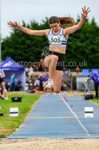 Sen25SAT-926230 - Field Female Set Two