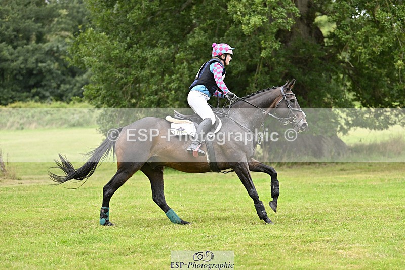 240825X-172930-37757 - 80cm XC 16.30 to 17.30