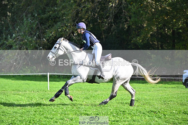 241025-123301-08254 - 143-Courtney.Romcke-KILBALLYBOY.SURPRISE