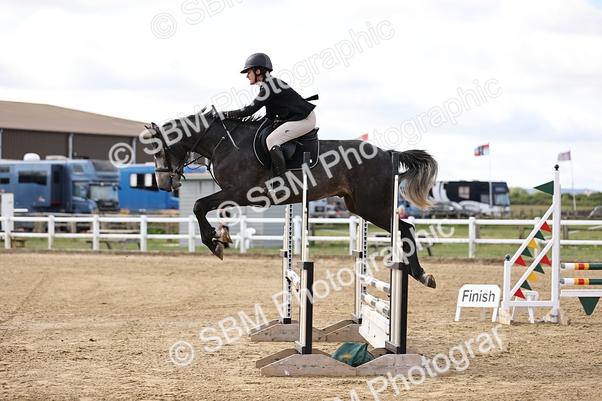 SBM_001832 - Class 8 - Clear Round