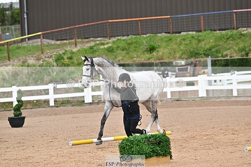 250423-125834-00410 - 12 to 1pm