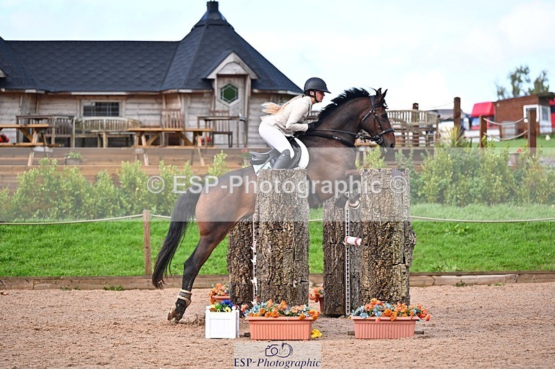 250912-161749-05412 - Cls 13 Snr 1.05m and 1.10m