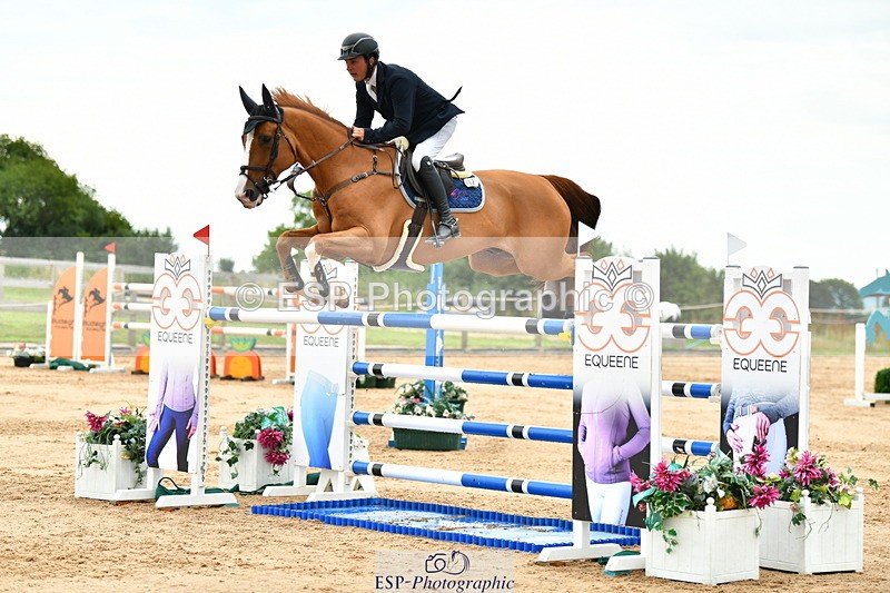 230720A-152311-03840 - Cls 9, 2 Star Big 1.40m Start to break