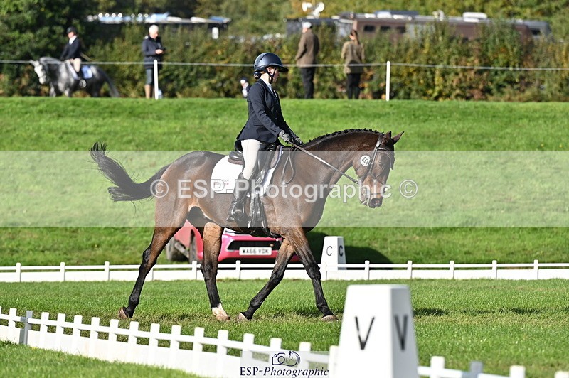 251024A-114732-09762 - G-566-Charlotte.Smith