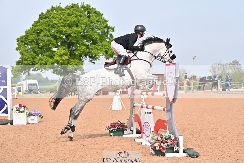 260509-104225-01650 - Cls 26a Snr Foxhunter