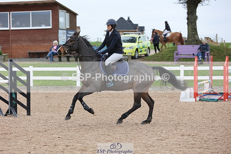 241101A-104403-01156 - FRI Cls 4 Snr 1.05m