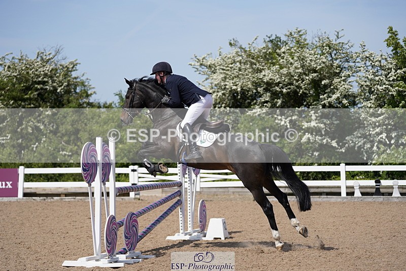 230528A-110600-06442 - Cls 31 Scope 1m Champ Quali & Open