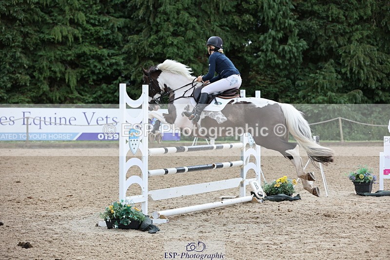 250705A-173717-16570 - Cls 37 1.05m Amateur Quali