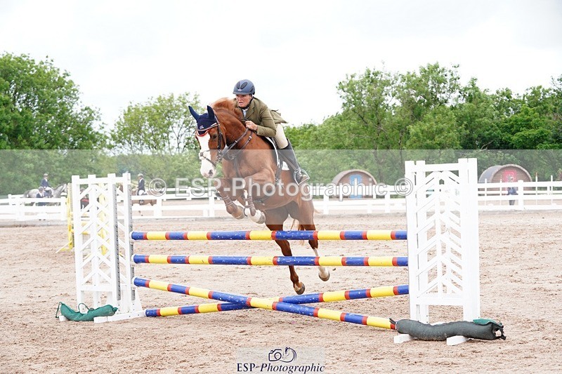 250524-111546-06346 - Cls 21 A&B Snr Disco & 1.00m Open