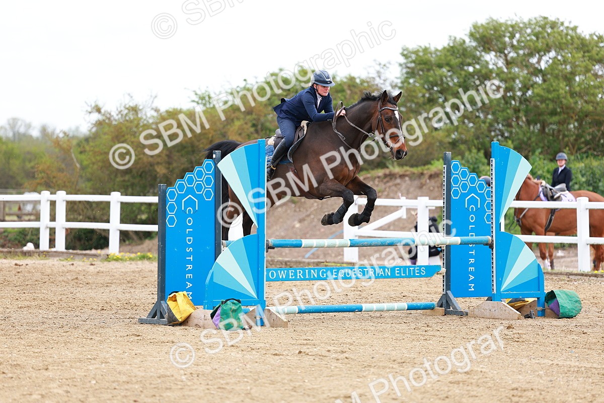 SBM_001881 - class 8 - Senior British Novice - 90cm