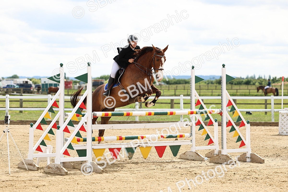 SBM_006029 - Class 19 - Senior Newcomers - 1.10m