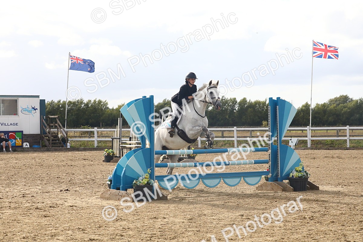 SBM_008025 - Class 12 - 90cm Champs