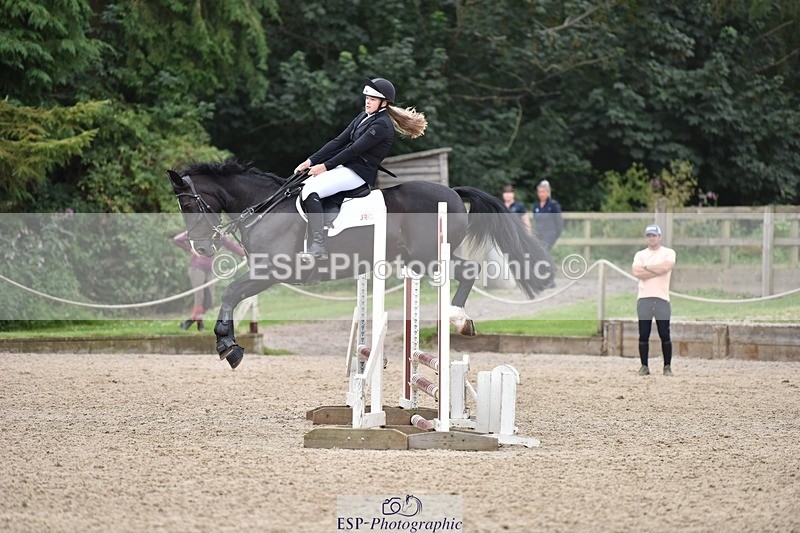 240802-103044-00854 - 70cm Round 1