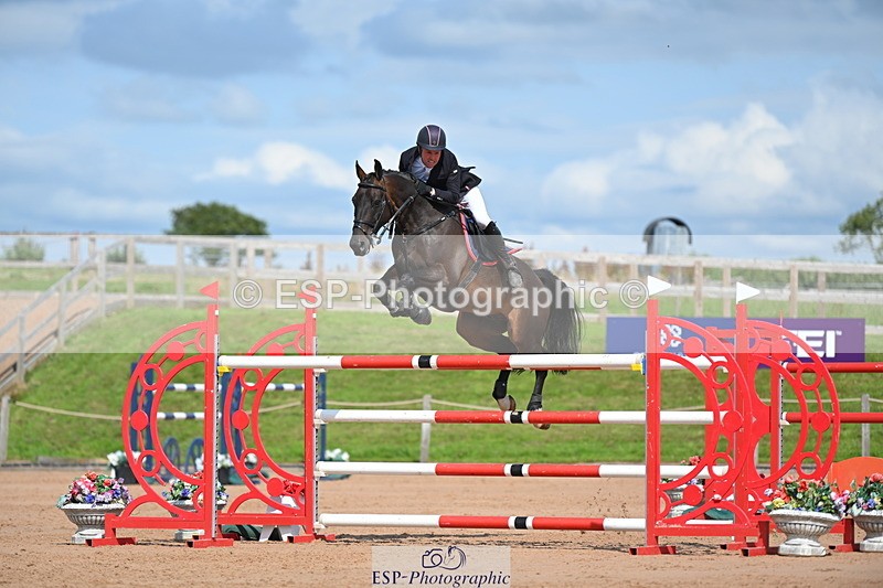 230721A-160742-07620 - Cls 10, 2 Star Big 1.45m Start to break