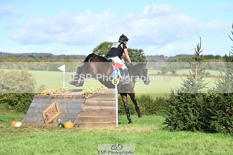 231022-115614-26310 - 203-VAN.WILDER-Mia.Ketcher-XC