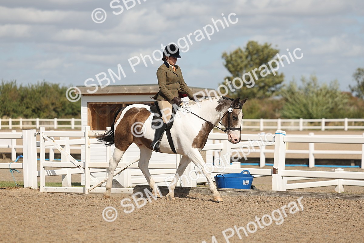 SBM_23214 - Class 807 - young Rider 11 to 16 Years