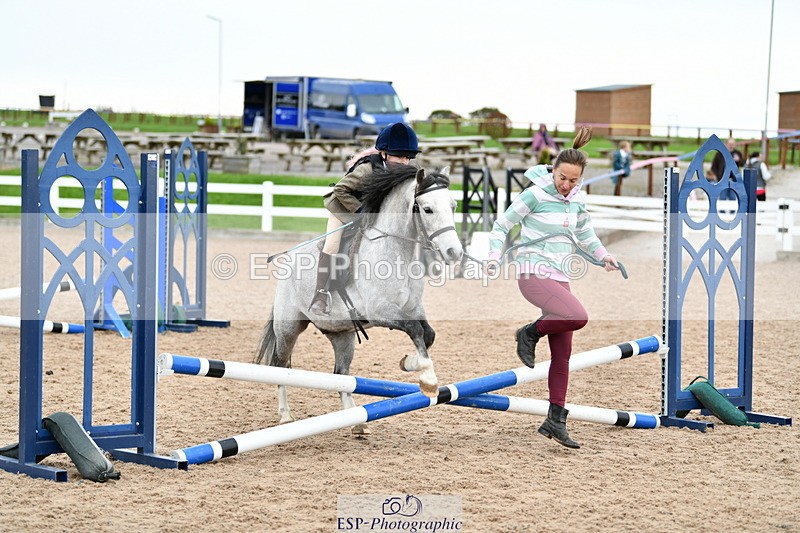 241013B-104050-00427 - Cls 2c 40cm Lead Rein