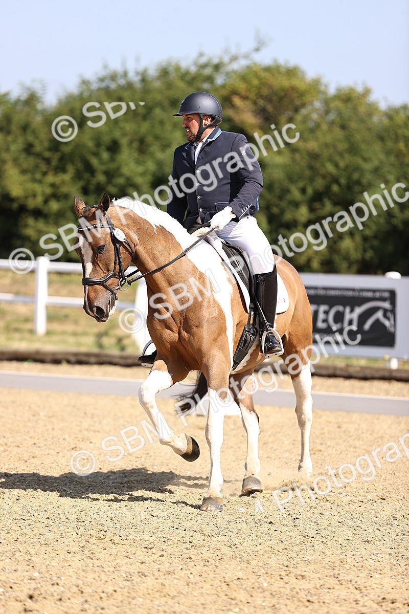 SBM_009307 - Novice 5 - 9.50-10.53