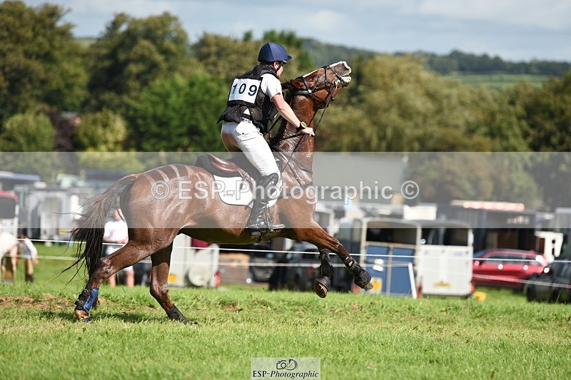 230820X-111850-1207 - BE90 XC 09.40 to Rider 151 at 11.44