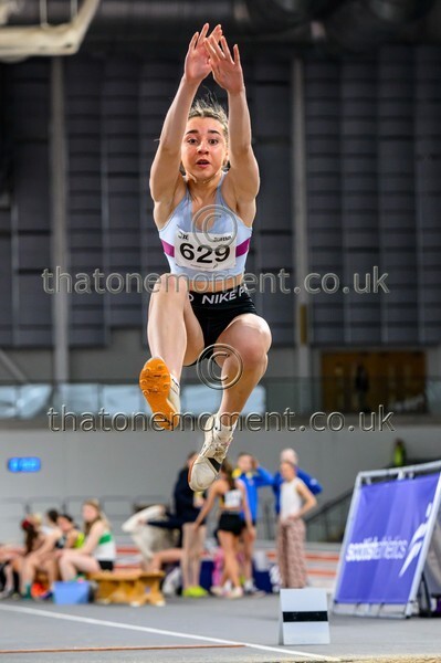 SeniorInd25-916594 - Field Female