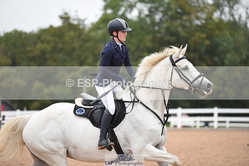 230902A-113656-00626 - Cls 8 1.05m Amateur Quali