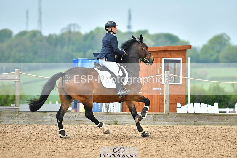 230513A-125943-00947 - Cls 34+35 Club 60cm