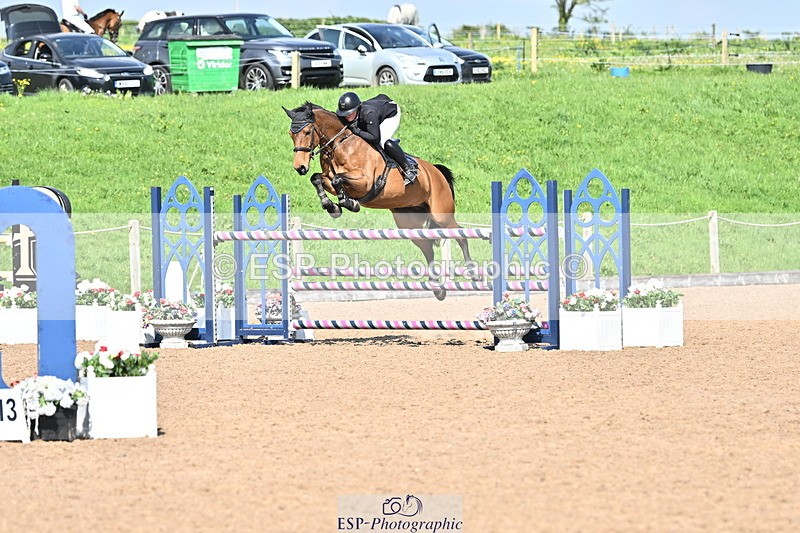 240509A-155740-03457 - Cls 12 Chard Equ Speed Derby