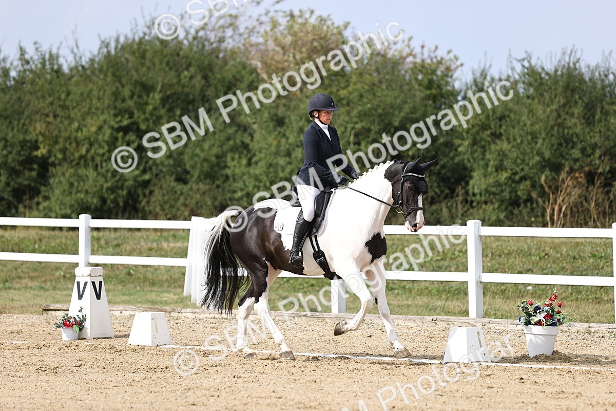 SBM_017982 - Class 14 - Novice 23 - 15.16-16.19