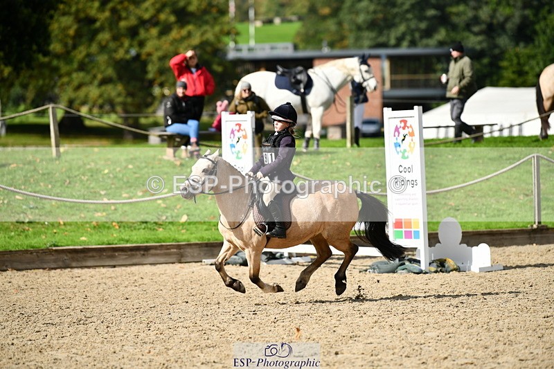 251004A-130945-01163 - Classes 6 & 7 60cm