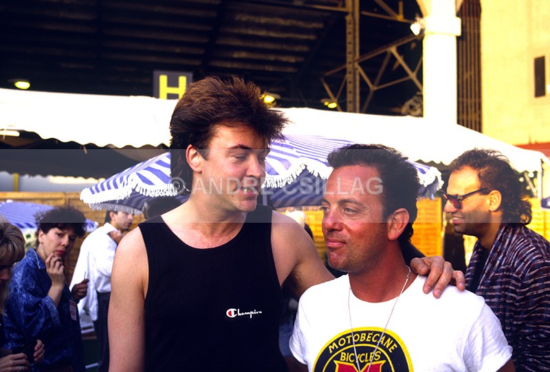 PAUL YOUNG - Y..