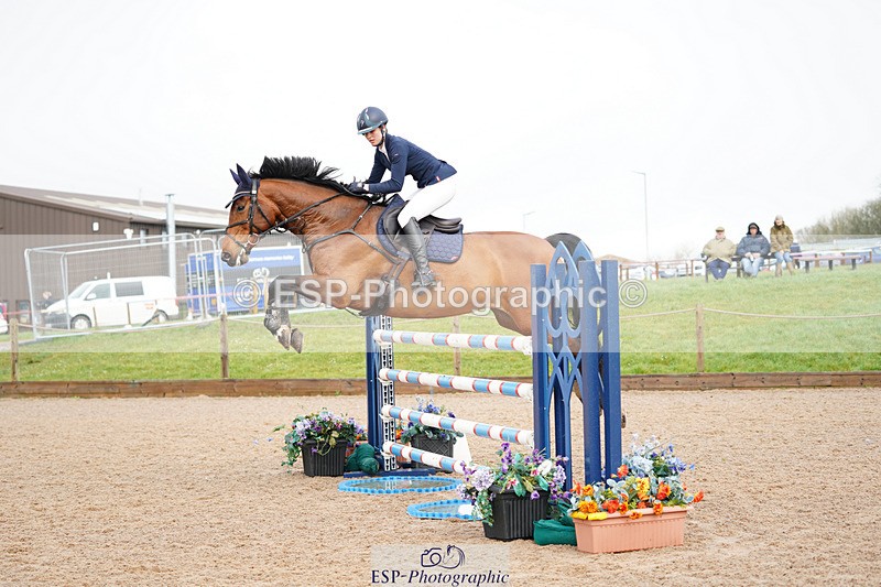 240317A-103105-04905 - Cls 25 Snr 1.20m Open