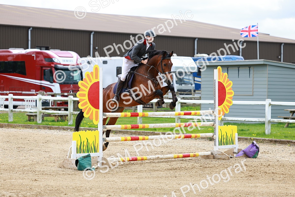 SBM_002314 - Class 10 - Senior Newcomers - 1.10m