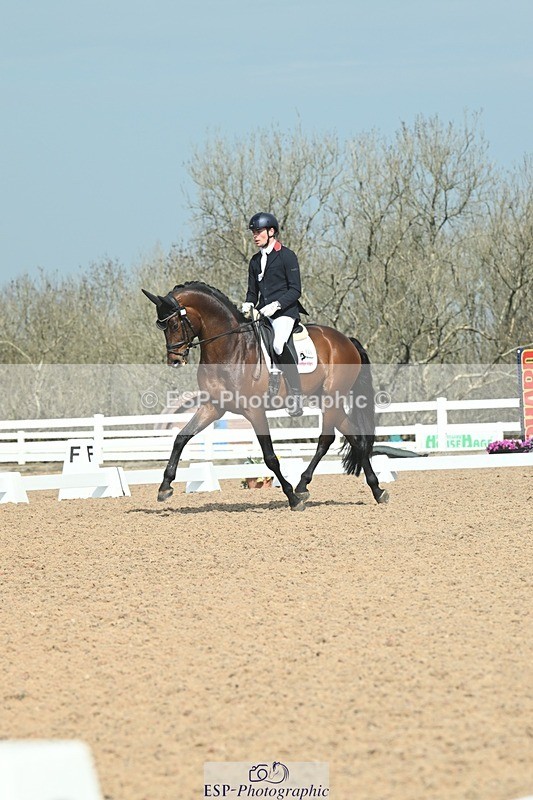 250403-104037-01529 - 048-Angus.Corrie-Deane-Maigret.VD.Watermolen