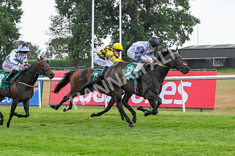 150725-Race 1-Atmosphere-6436 - Race 1