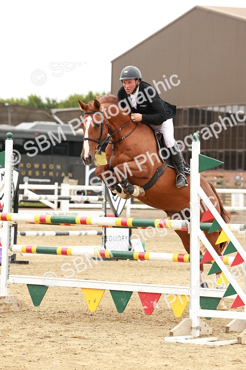 1I0A8094 - Class 5 - Senior Foxhunter 1.20m