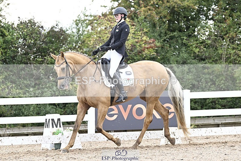 250907-170040-10866 - 054-Amy.Louise.LloydDiva.Royale