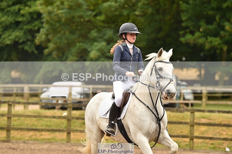 230618-133022-12724 - Cls 25 Pony Foxhunter & 1.10m Open