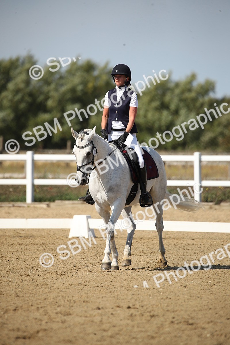 SBM_004238 - Class 11 - Novice 5 - 10.24-11.20