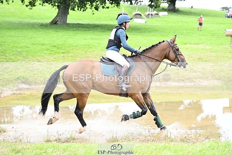 240803-113333-03646 - 005-Laura_Keam-DIAMOND_CRUISE_ON