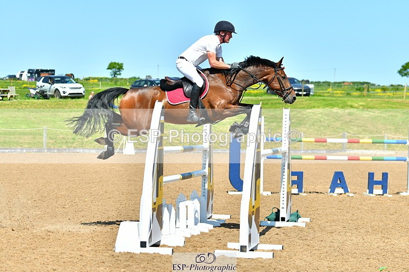 230527A-145530-05142 - Cls 17 National 1.30m Open