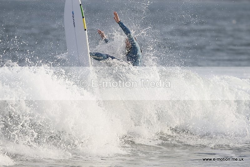 SU 091010 64 - Surf Oct 2010