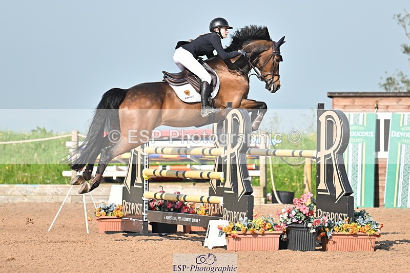 240512A-085243-16525 - Cls 47 Snr 1.20m Open