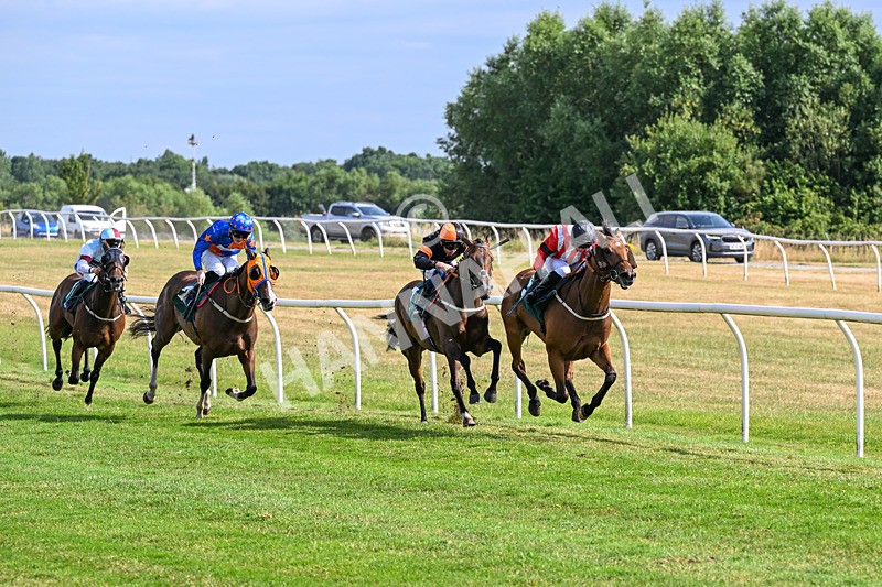 220726-Race 6-Barmyblade-0260 - Race 6 16.42pm Racing Again 4th August Handicap