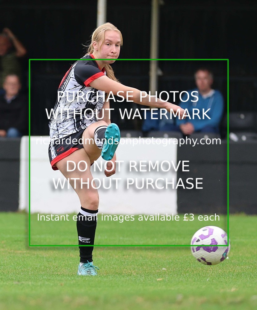 533A6633 - Kendal Town Ladies vs Penrith Pathway (16/8/26)