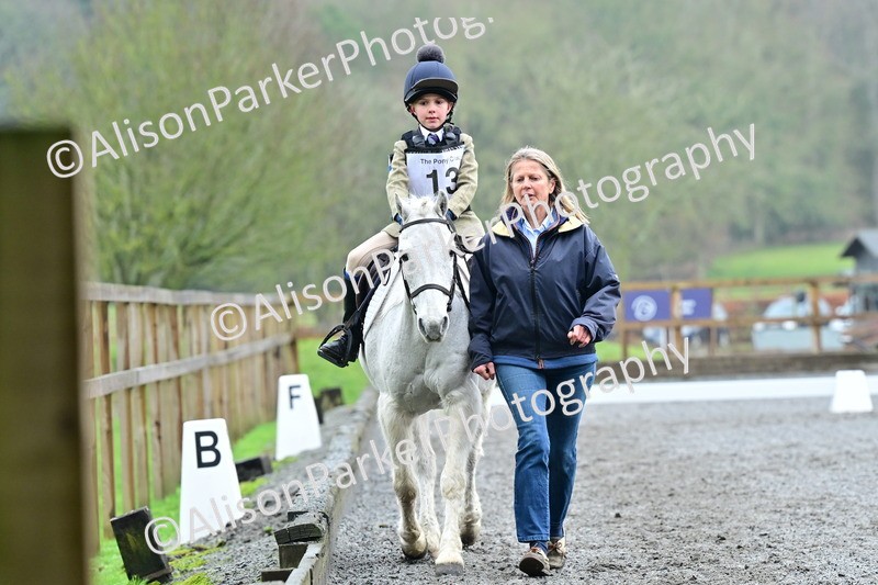 20260125-0900 - Class 9a - Walk Trot Assisted