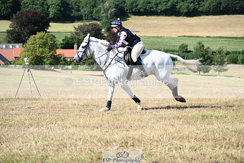 250803A-163412-17031 - Q-760-Sharon.Routley-KNOCKDOMNEY.SILVER.GAP