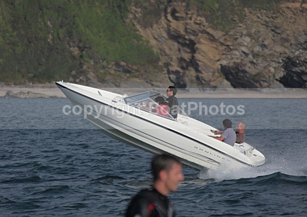 090919 BAYLINER IMG_8027 - Speedboats