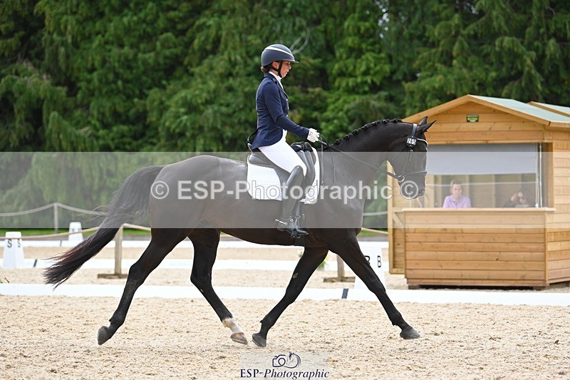 230813-165125-08501 - Cls 14 Medium Silver 16.45 to End